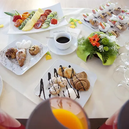 南都灵郁金香酒店 酒店 3*