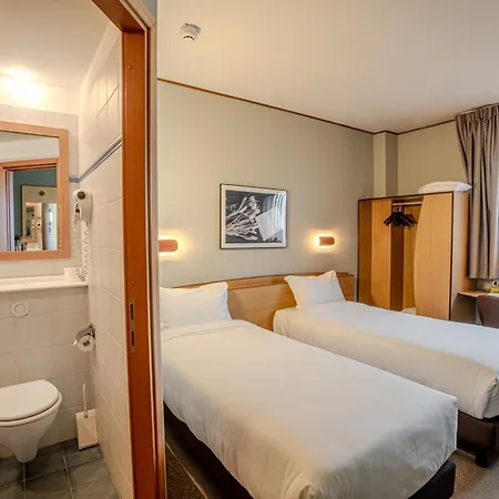 فندق Tulip Turin South