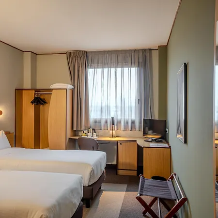 Tulip Turin South Hotel 3*