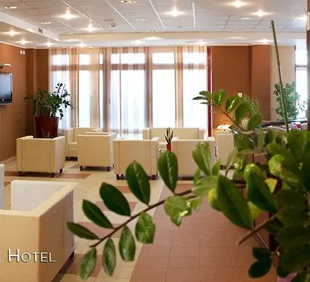 Отель Tulip Turin South Монкальери
