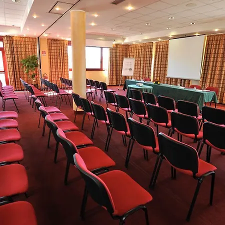 Tulip Turin South 3* Монкальери